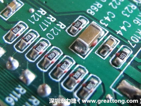 何謂SMT「紅膠」制程？什么時(shí)候該用紅膠呢？有何限制呢？