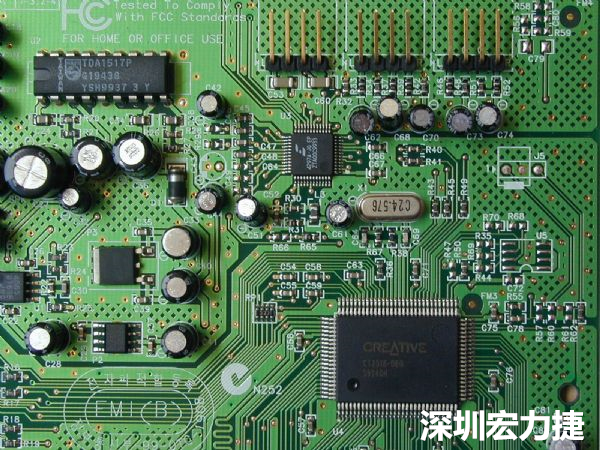 針對PCB區(qū)塊產(chǎn)生的EMI干擾問題，可使用EMI改善對策元件重點改善。