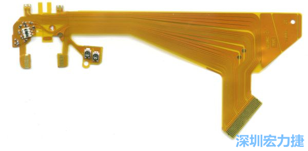 針對(duì)消費(fèi)性電子產(chǎn)品的外型設(shè)計(jì)，F(xiàn)PC可以做任意形狀的適應(yīng)性線路設(shè)計(jì)。
