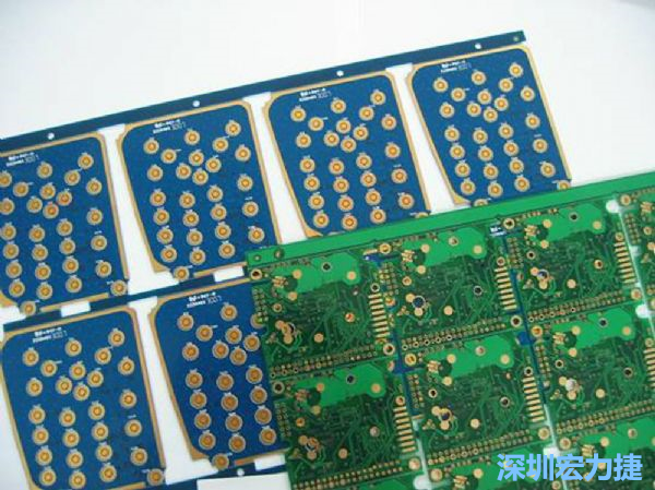 PBC與HDI等硬質(zhì)載板因應(yīng)不同構(gòu)型的結(jié)構(gòu)組裝需求，能做的彈性設(shè)計(jì)有限，必須搭配FPC軟板進(jìn)行整合設(shè)計(jì)。